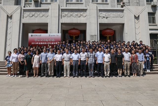 老哥俱乐部-老哥必备的交流社区