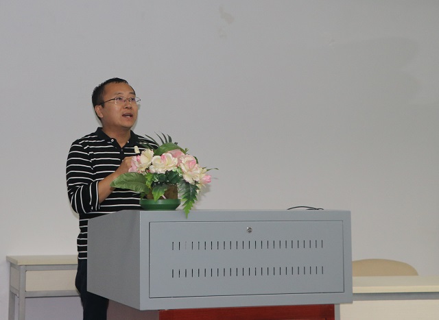 老哥俱乐部-老哥必备的交流社区