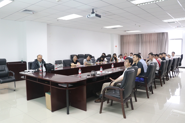 老哥俱乐部-老哥必备的交流社区