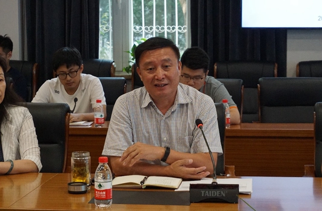 老哥俱乐部-老哥必备的交流社区