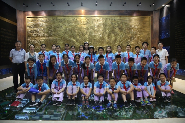 老哥俱乐部-老哥必备的交流社区