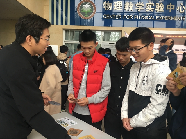 老哥俱乐部-老哥必备的交流社区