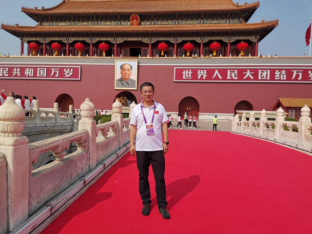 老哥俱乐部-老哥必备的交流社区