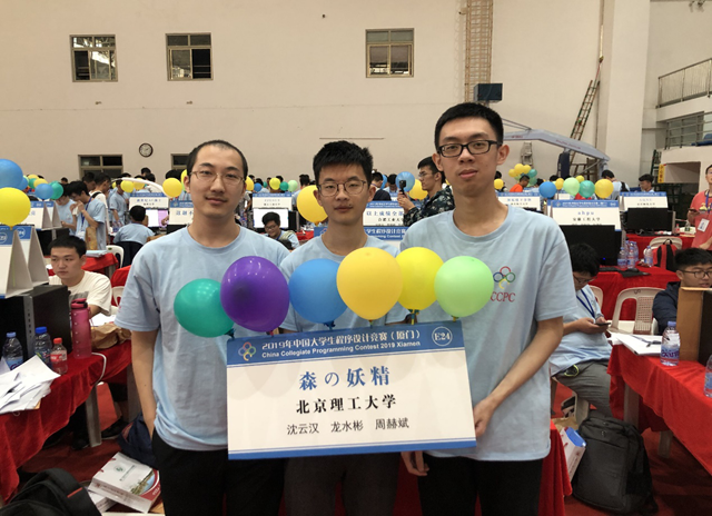 老哥俱乐部-老哥必备的交流社区