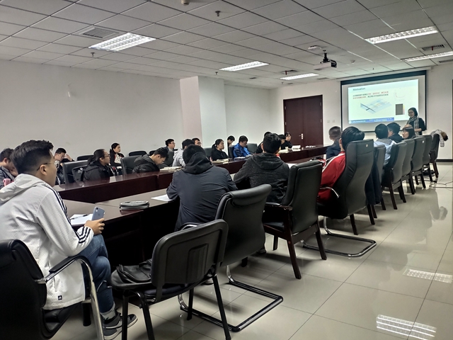 老哥俱乐部-老哥必备的交流社区