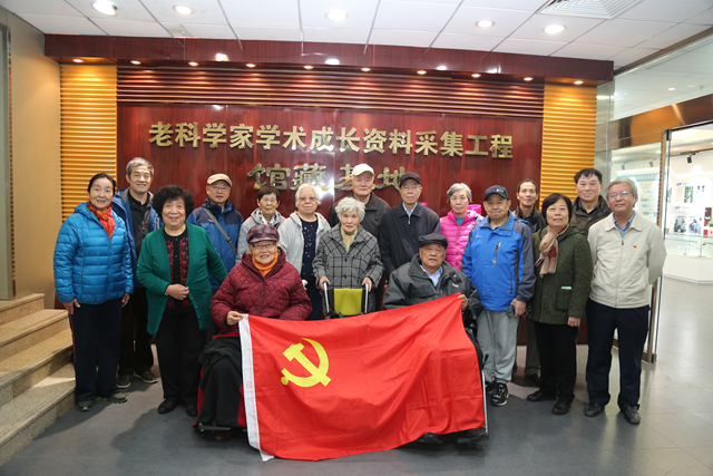 老哥俱乐部-老哥必备的交流社区