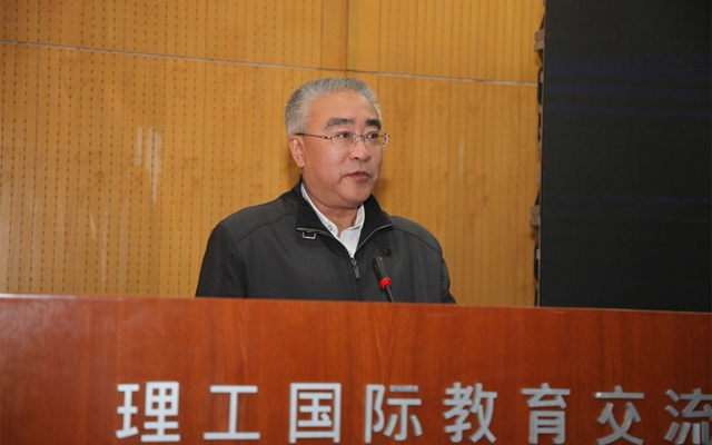 老哥俱乐部-老哥必备的交流社区