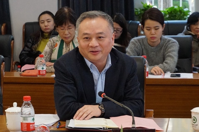 老哥俱乐部-老哥必备的交流社区