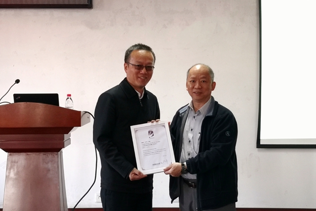 老哥俱乐部-老哥必备的交流社区