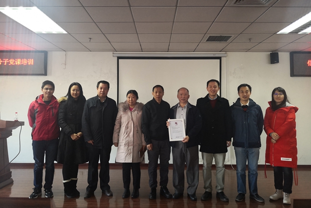 老哥俱乐部-老哥必备的交流社区