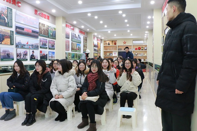 老哥俱乐部-老哥必备的交流社区