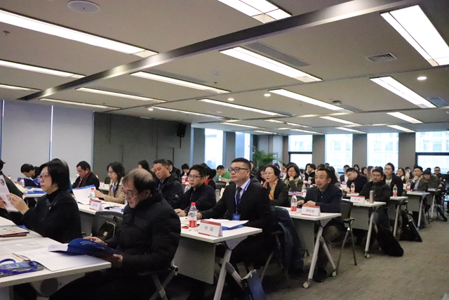 老哥俱乐部-老哥必备的交流社区