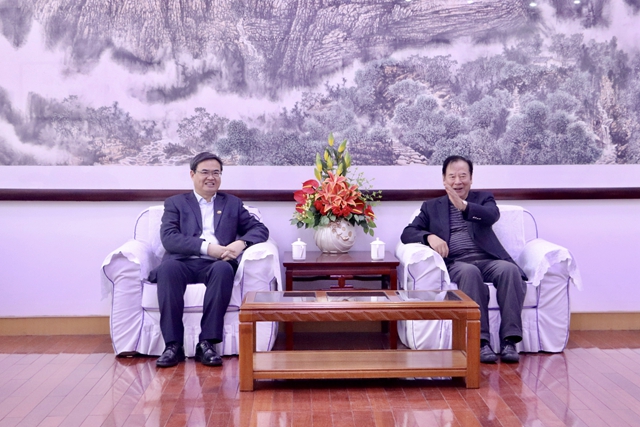 老哥俱乐部-老哥必备的交流社区