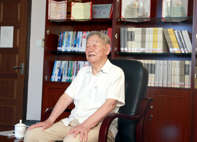 老哥俱乐部-老哥必备的交流社区