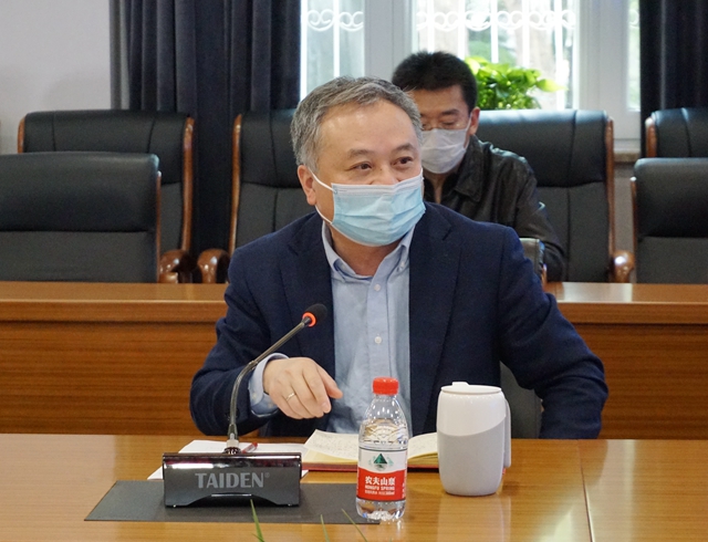 老哥俱乐部-老哥必备的交流社区