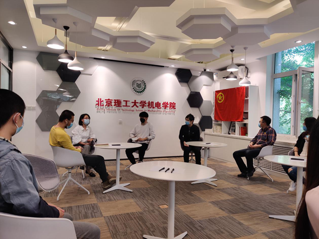 老哥俱乐部-老哥必备的交流社区