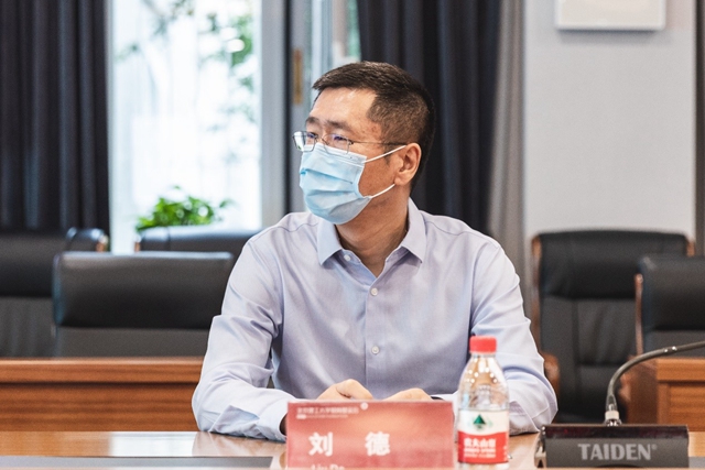 老哥俱乐部-老哥必备的交流社区