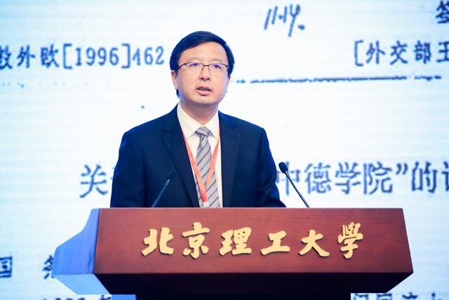 老哥俱乐部-老哥必备的交流社区