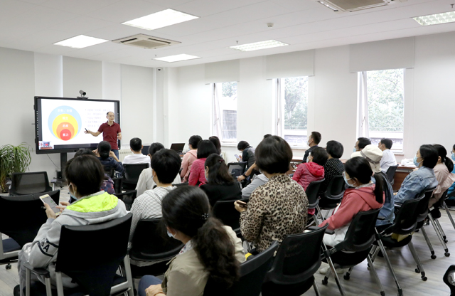 老哥俱乐部-老哥必备的交流社区