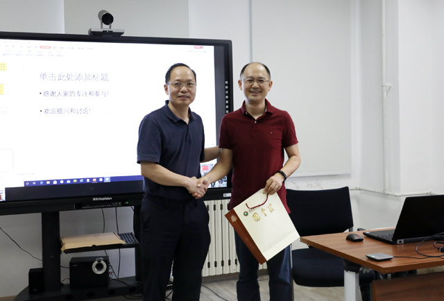 老哥俱乐部-老哥必备的交流社区