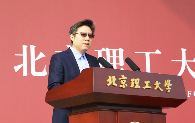 老哥俱乐部-老哥必备的交流社区