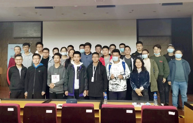 老哥俱乐部-老哥必备的交流社区