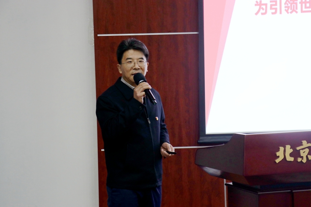 老哥俱乐部-老哥必备的交流社区