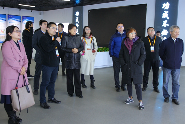 老哥俱乐部-老哥必备的交流社区