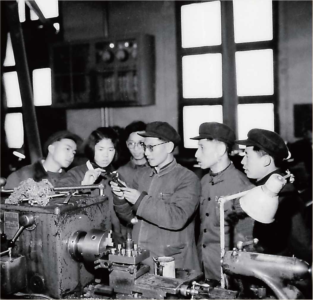 老哥俱乐部-老哥必备的交流社区